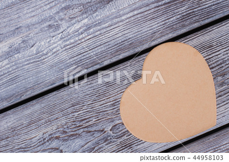 Plain paper heart shaped gift box. Plain paper heart shaped gift box. 44958103