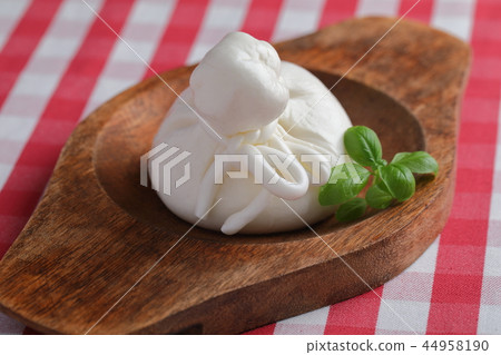 Burrata cheese Burrata cheese 44958190