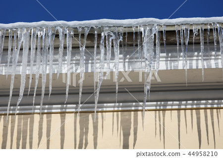 Icicles 44958210