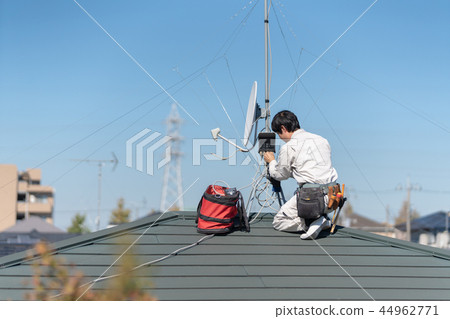 Antenna construction 44962771