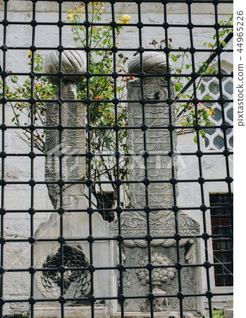 Art on  Ottoman tomb marble  in cemetery 44965226