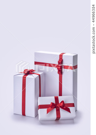 Gift, box 44966384