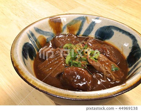 用豬肉激素和Haccho味噌煨名古屋Negishi 用豬肉激素和Haccho味噌煨名古屋Negishi 44969138