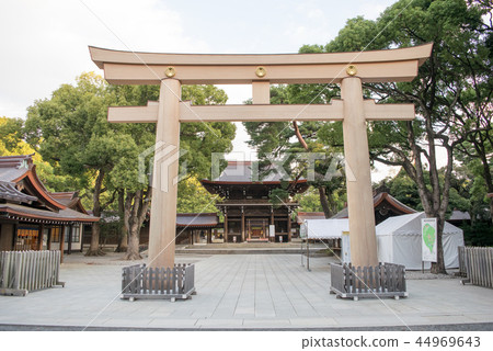 明治神宮南新門前的第三鳥居(南玉垣鳥居/三之鳥居) 明治神宮南新門前的第三鳥居(南玉垣鳥居/三之鳥居) 44969643