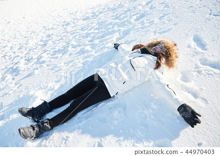 Woman, winter, snow, Mt. Woman, winter, snow, Mt. 44970403
