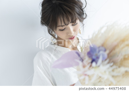 Bride 44975408
