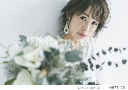 Bride Bride 44975423