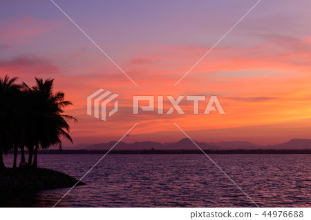 Sunset twilight on the beautiful lake Sunset twilight on the beautiful lake 44976688