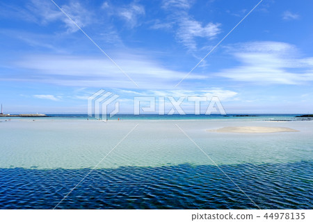 Hamduk Beach, Jeju Island Hamduk Beach, Jeju Island 44978135