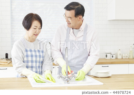 洗碗,廚房,情侶 洗碗,廚房,情侶 44978724