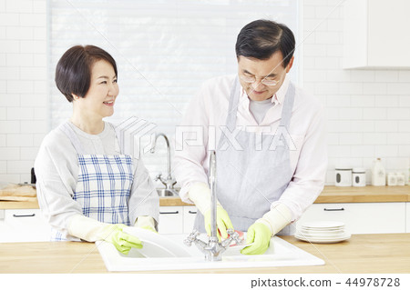 洗碗,廚房,情侶 洗碗,廚房,情侶 44978728