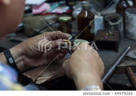 Professional Goldsmiths in Thailand Professional Goldsmiths in Thailand 44979282