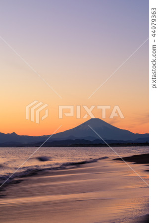 Evening view Fuji of Kanagawa _ Shonan 44979363