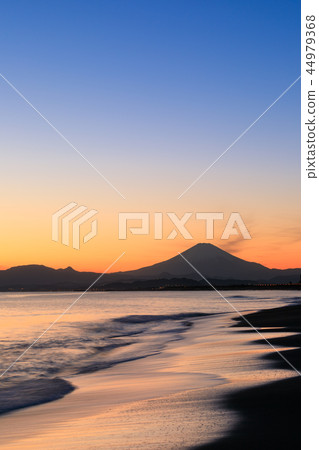 Evening view Fuji of Kanagawa _ Shonan 44979368