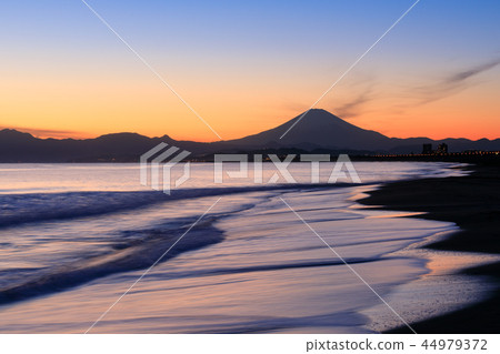 Evening view Fuji of Kanagawa _ Shonan 44979372