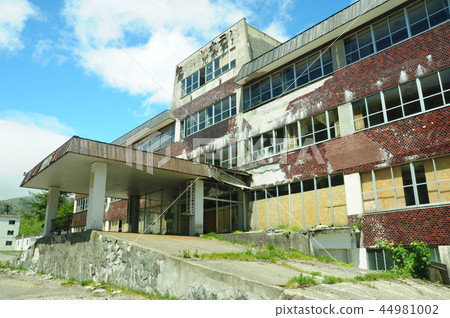 被遺棄的酒店 44981002