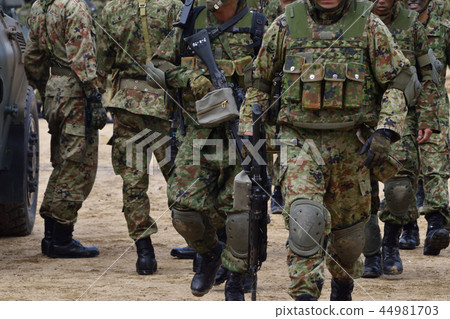 武裝自衛軍官 44981703