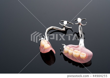 denture denture 44984255