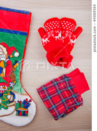 Winter baby clothes gloves new year toy 44989564