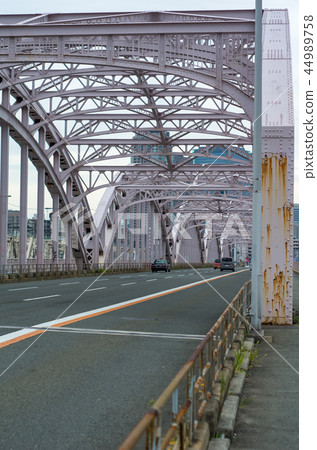 Thirteen Bridge 44989758