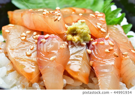 Pickled salmon of Hiramasa 44991934