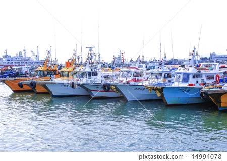 Incheon, Incheon Port 44994078