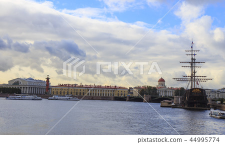 Saint Petersburg, Russia Saint Petersburg, Russia 44995774