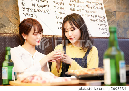 Korean girl travel Korean food 45002384