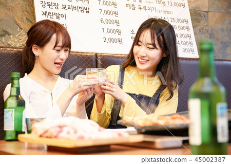 Korean girl travel Korean food 45002387