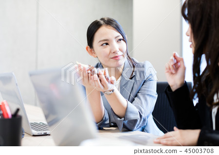 Business scene 45003708