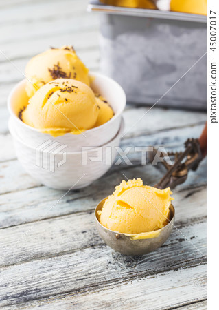 Pumpkin ice cream Pumpkin ice cream 45007017