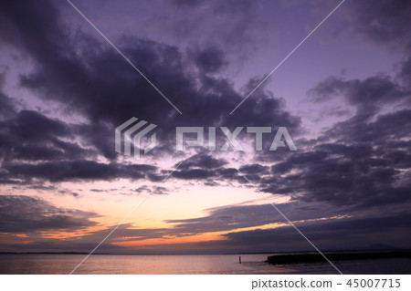 Sunset at Magical Hour in Kasumigaura 45007715