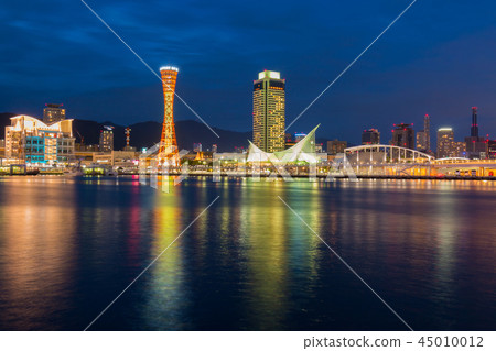 Cityscape view of Skyline and Port of Kobe Tower 45010012
