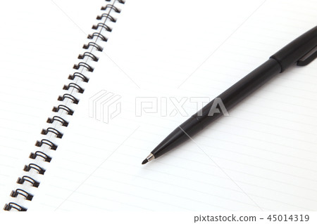 Sign pen and notebook Sign pen and notebook 45014319