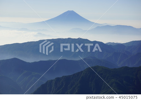 富士山和海角山 富士山和海角山 45015075