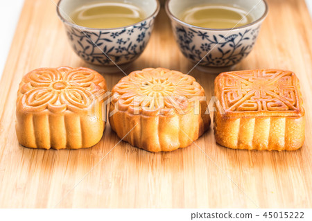 Mid-Autumn Festival moon cake on white background 45015222