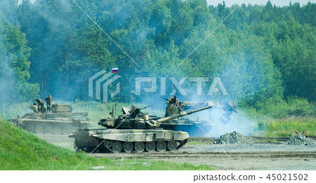 Tank T-80, engineering vehicle move Tank T-80, engineering vehicle move 45021502