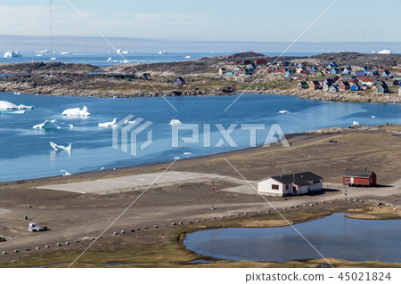 Helipport in Qeqertarsuaq, Greenland Helipport in Qeqertarsuaq, Greenland 45021824
