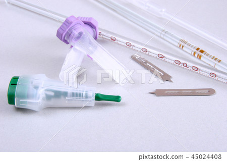 Set of laboratory supplies for blood test. Petri dish, Spectrophotometer cuvettes, blood test-tube Set of laboratory supplies for blood test. Petri dish, Spectrophotometer cuvettes, blood test-tube 45024408