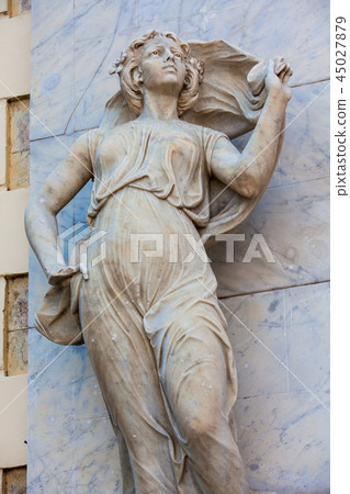 Polyhymnia muse statue Polyhymnia muse statue 45027879