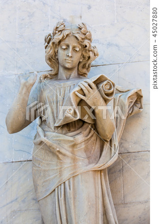 Calliope muse statue Calliope muse statue 45027880