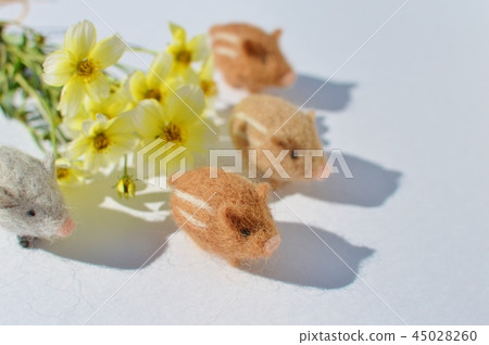 Uribou和冬季宇宙 45028260