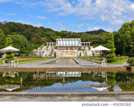 Suma rikyu park reflected scenery 45030168