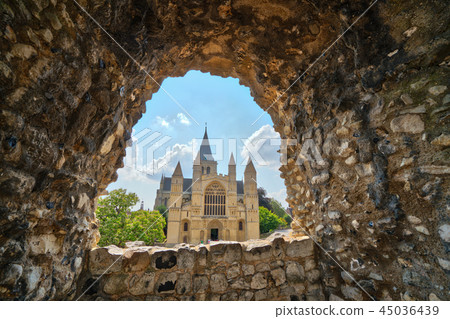 View of the magnificent Rochester Cathedral 45036439