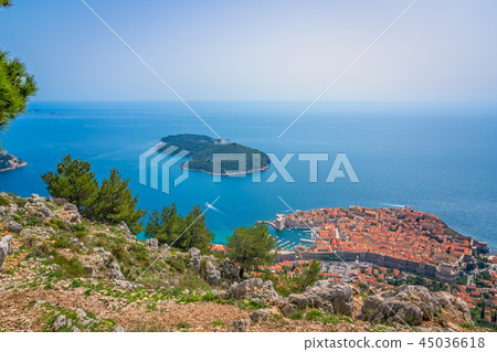 Dubrovnik Old Town from above 45036618