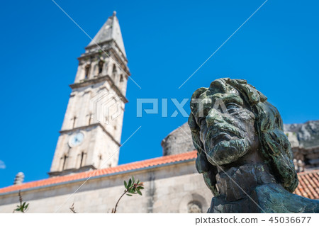 Tripo Rorolja statue in Perast Tripo Rorolja statue in Perast 45036677
