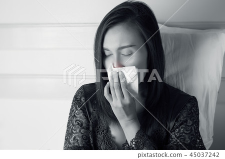 Asia women feeling unwell and sinus. 45037242