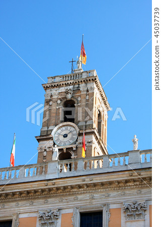town hall of Rome with clock tower, Italy town hall of Rome with clock tower, Italy 45037739