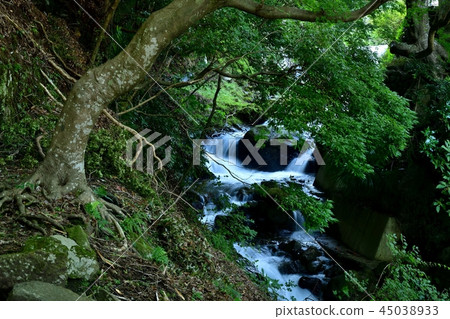 Oyama mountain valley 45038933