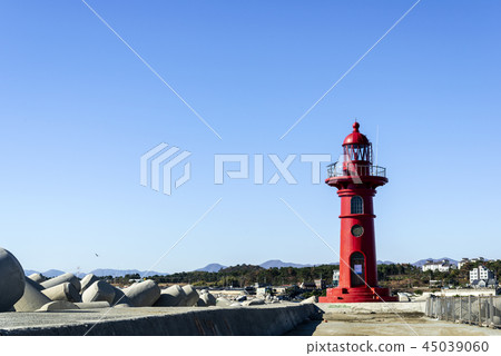 Lighthouse Lighthouse 45039060